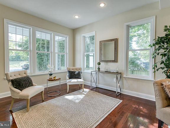 5th image of 6342 Columbia Pike