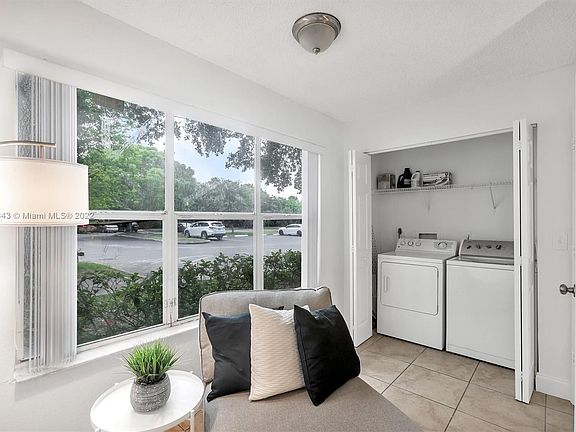 5th image of 13060 Vista Isles Dr APT 218