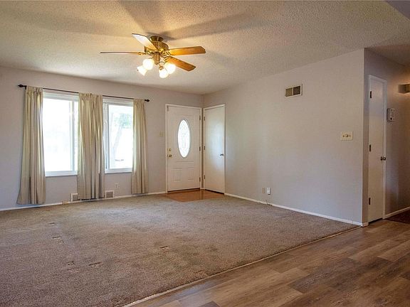 5th image of 4001 High Aire Dr