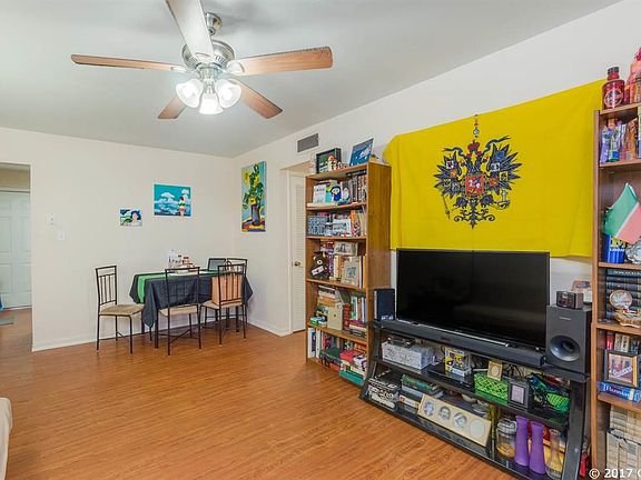 5th image of 501 NW 15th Ave APT 2