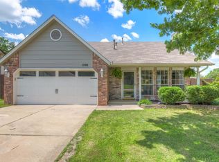 1108 S 33rd St, Broken Arrow, OK 74014