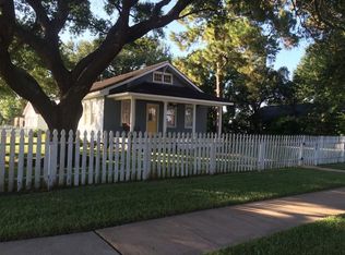 218 W Washington St, Webster, TX 77598