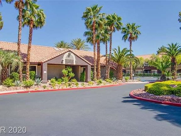 3rd image of 5064 S Rainbow Blvd Unit 205