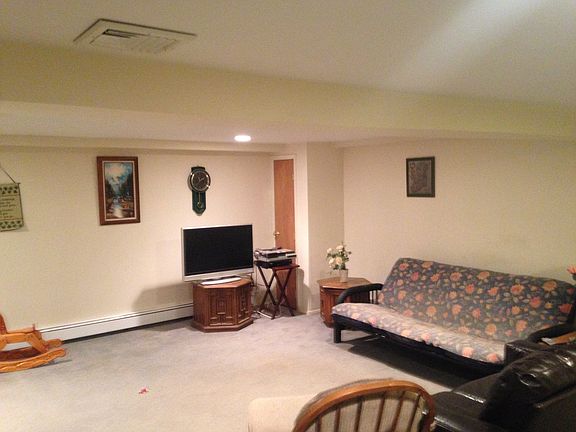 2nd image of 7 Abbey St