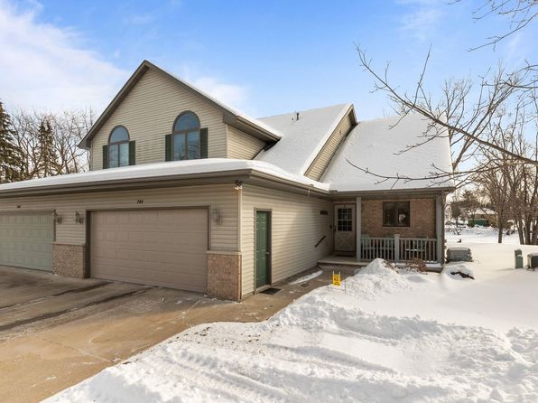 204 E North Water St, New London, WI 54961