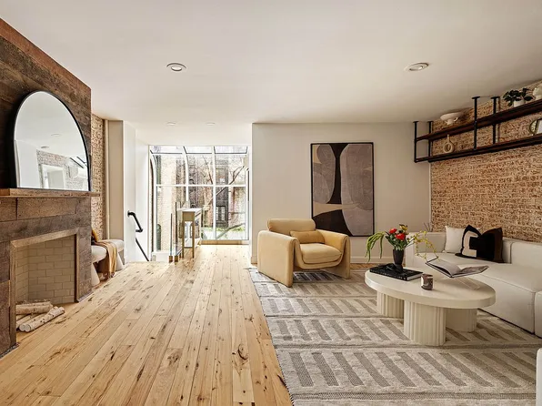 108 W 69th St Unit 2/4, New York, NY 10023