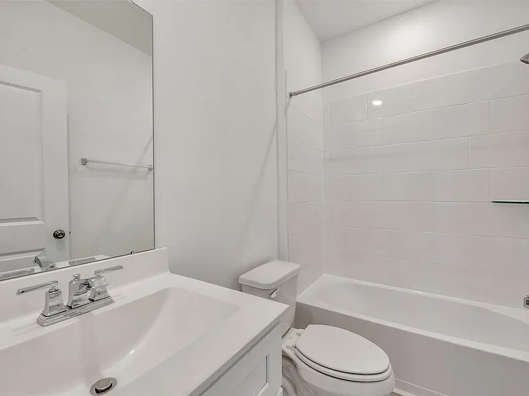 339 Lippizan Dr — Photo 18