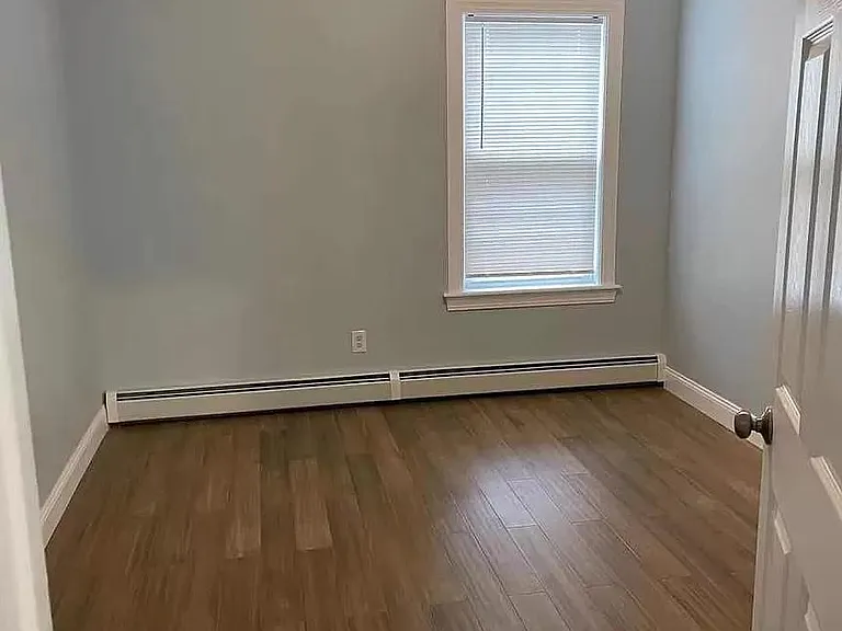 109 Arnold St #1 — Photo 7