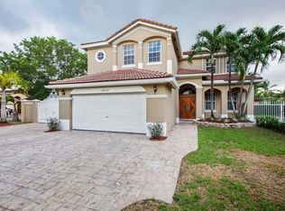 15454 SW 36th Ter, Miami, FL 33185