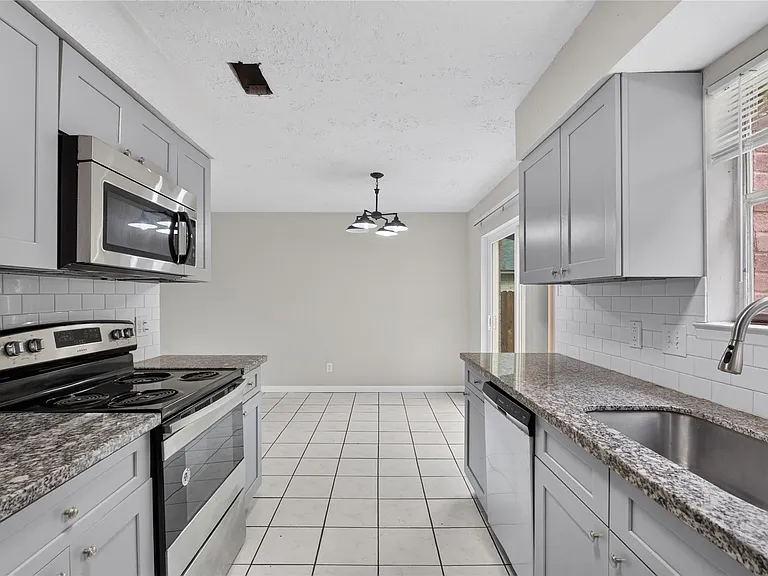 4343 Brookhead Trl — Photo 10