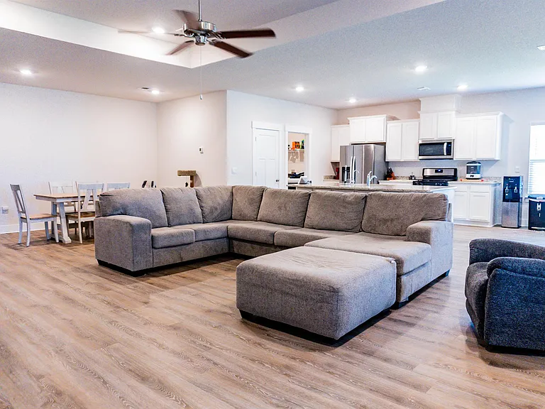 1109 Shoal River Dr — Photo 5