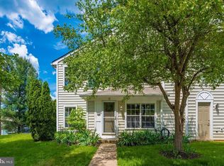 18 Bronco Ct #266, Germantown, MD 20874
