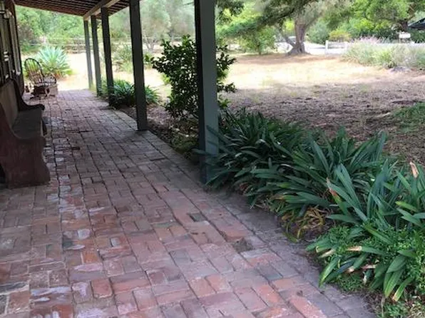 2765 Las Encinas Rd, Santa Barbara, CA 93105