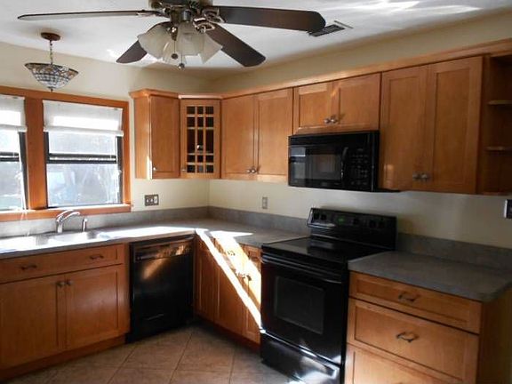 Kitchen pic2