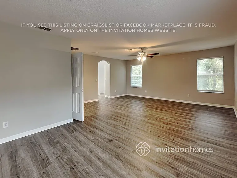 101 Calabria Springs Cv — Photo 19