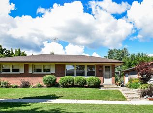 3827 S 87th St, Milwaukee, WI 53228