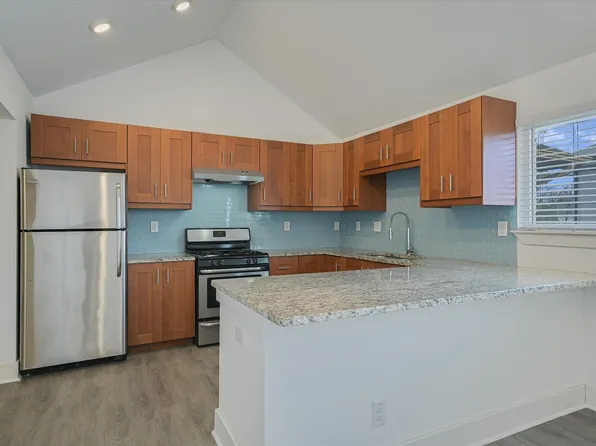 1311 E 52nd St Unit 2, Austin, TX 78723