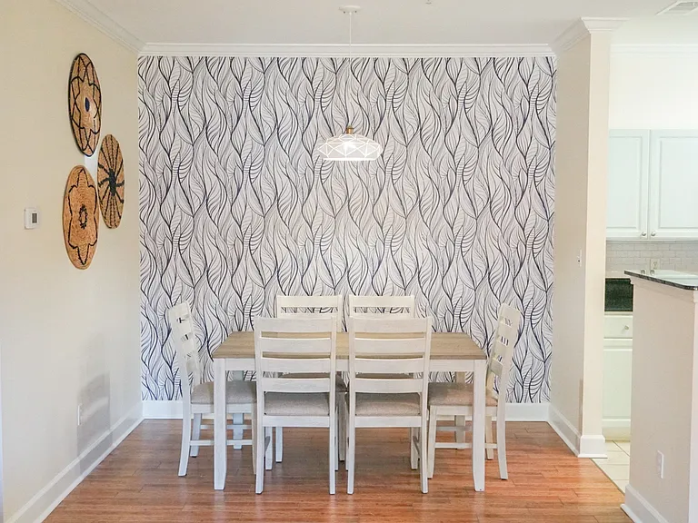 450 Park Ave #302 — Photo 6