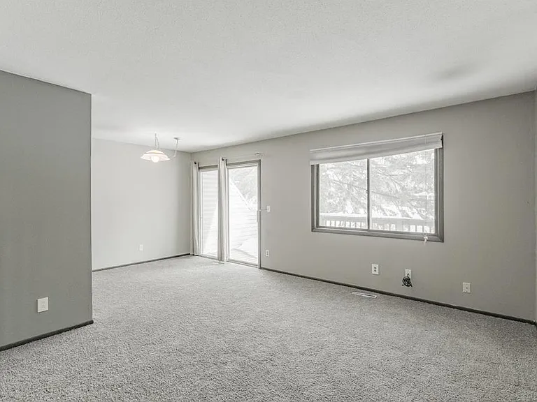 3655 Denmark Ave — Photo 6