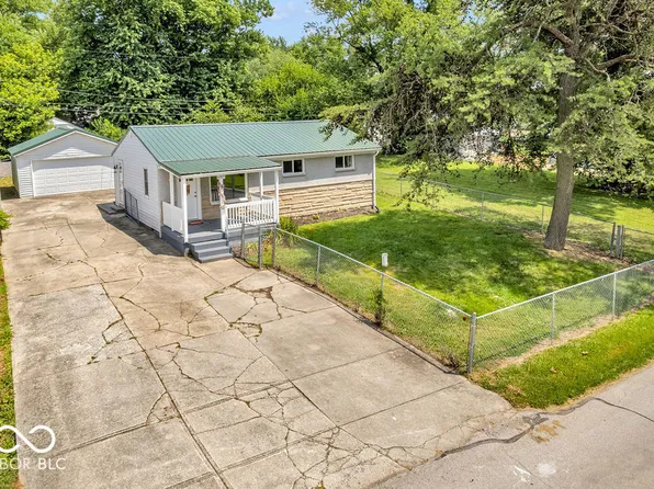 6305 Vigo Dr, Clayton, IN 46118