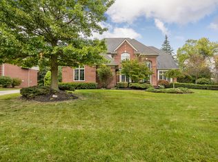 17660 Rolling Woods Cir, Northville, MI