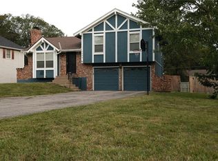 1400 W Sheridan St, Olathe, KS 66061