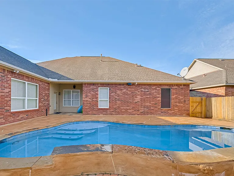 24922 Florina Ranch Dr — Photo 40