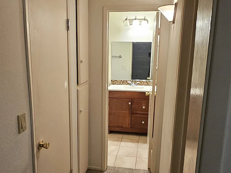 330 S Mentor Ave #209 — Photo 6