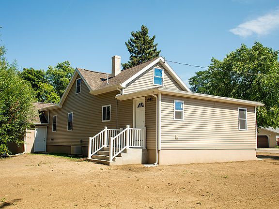 5th image of 6636 Wallace Ave