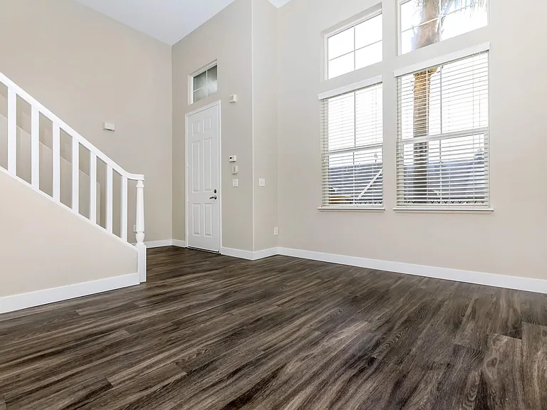 Bellecour Way Apartment Homes — Photo 29