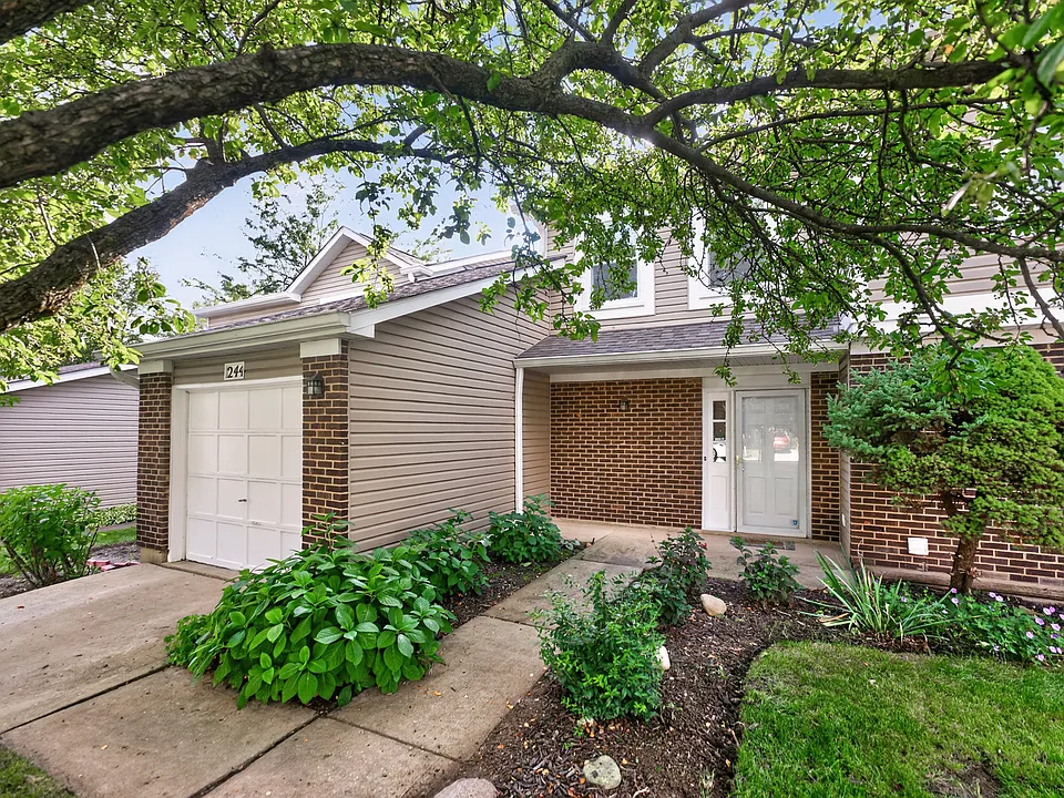 244 Coventry Ct #244