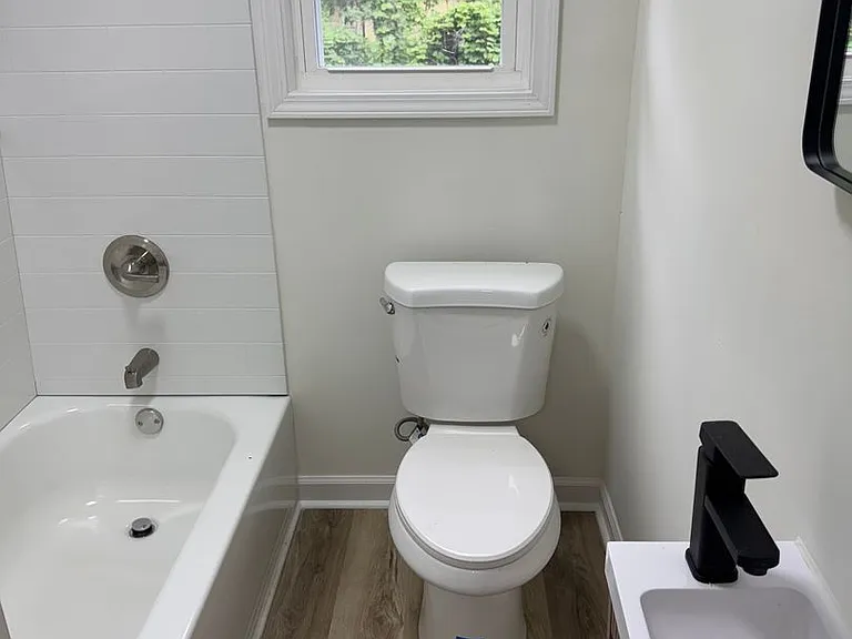 530 E Tinsley St — Photo 13
