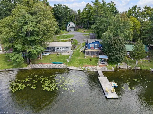 805 Cartwrights Ln, Leeds And The Thousand Islands, ON K0H 2N0
