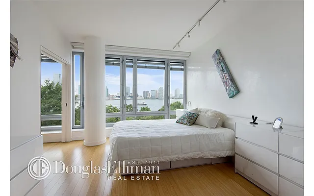 Rented by Douglas Elliman | media 39