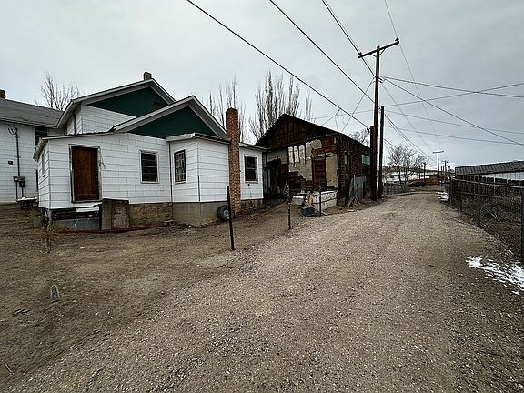 4th image of 1228 Main St