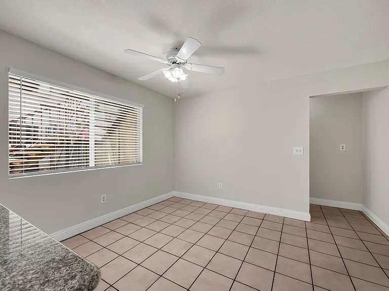 730 N Kathleen Ln — Photo 13