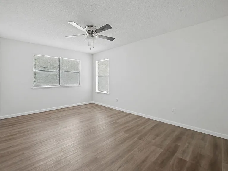 422 W Pecan Ave #C — Photo 15