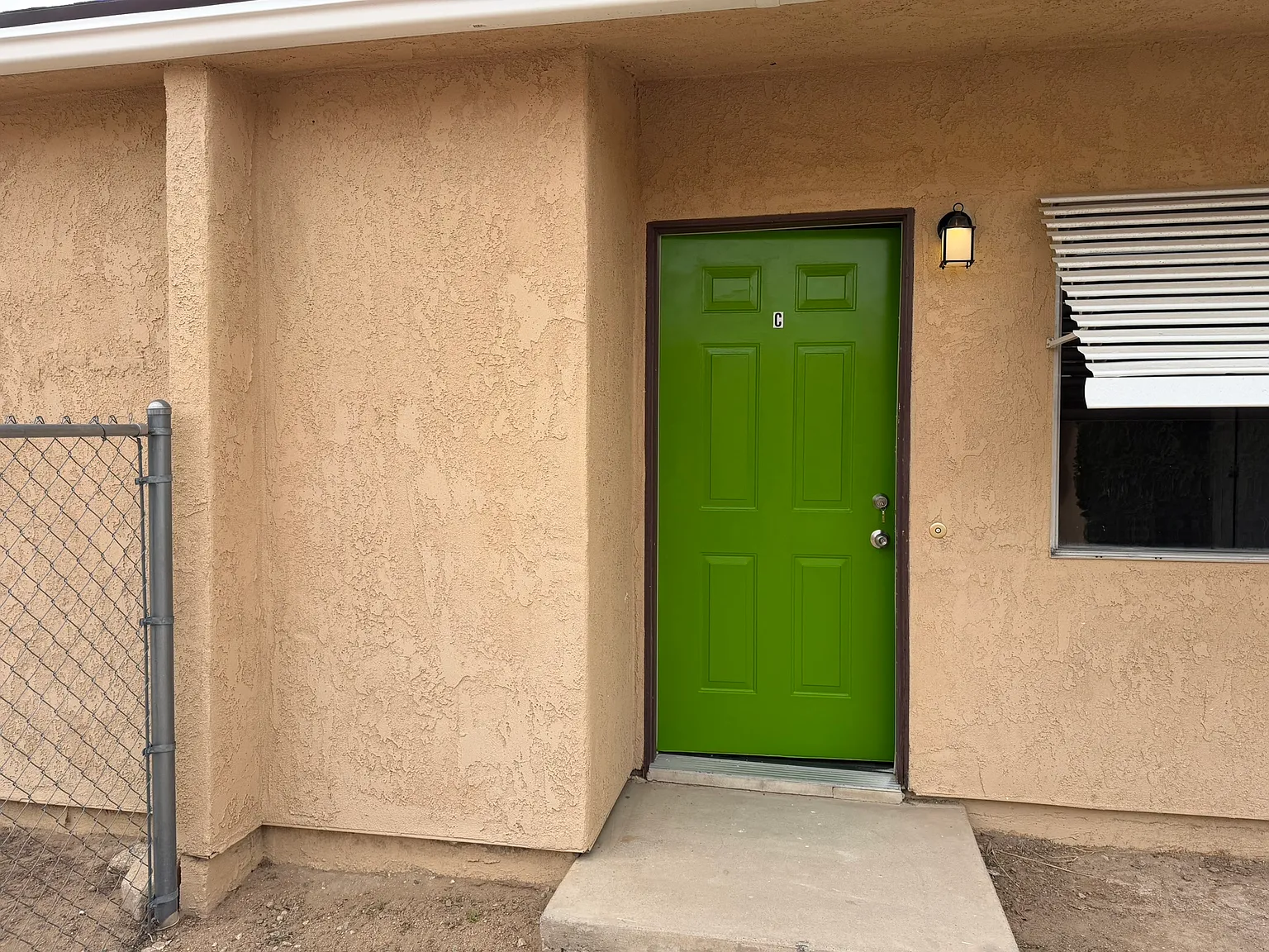 2 bed, 1050 sqft, $1,395 — Photo 1