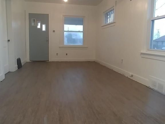 3rd image of 6632 Marshall Ave