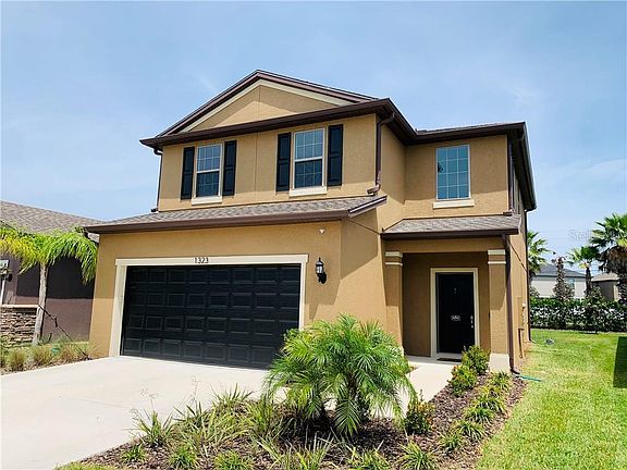 2nd image of 1323 Custer Bayou St