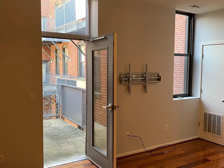 1211 Light St #204 — Photo 14