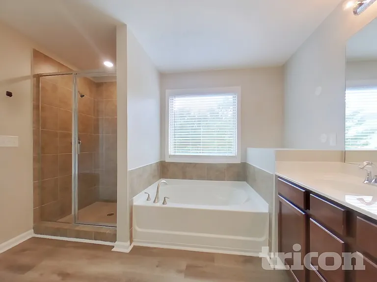 3444 Baylor Cir — Photo 10