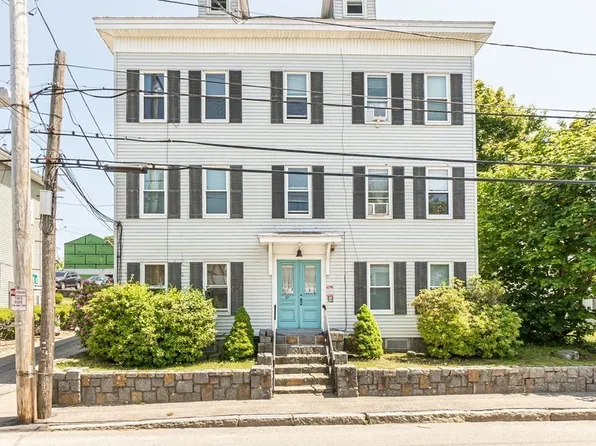 67 Friend St APT 1, Gloucester, MA 01930