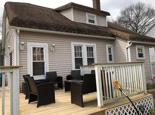 795 Toll Gate Rd, Warwick, RI 02886