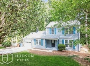 3198 Long Indian Creek Ct, Alpharetta, GA 30022