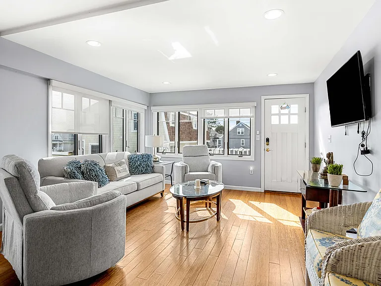 16 Commonwealth Ave #16NAUTICAL — Photo 14