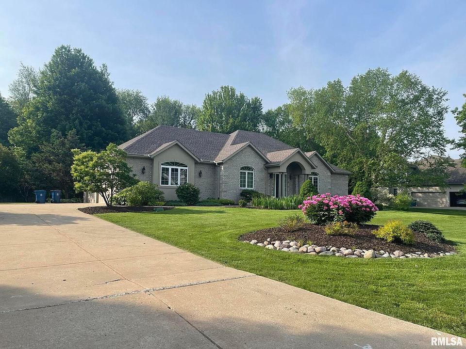 1st image of 3 Pinehurst Ct