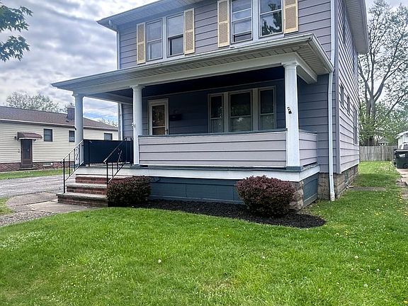 2nd image of 220 John St