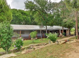 165 Saldana Dr, Cedar Creek, TX 78612