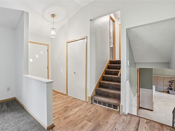 3rd image of 4492 Camellia Ln